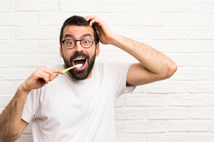 Principales Errores en la higiene bucodental Principales Errores en la higiene bucodental